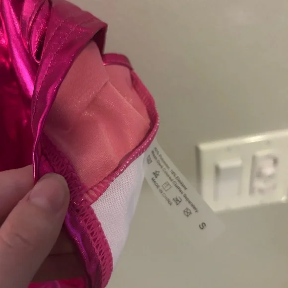 Shiny Pink Metallic Crop Top - Picture 2 of 2